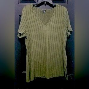 SHEIN ribbed side slit tee